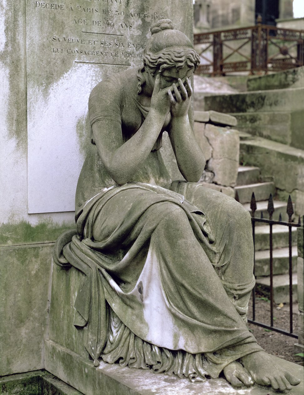 Sorgfigur, fra Pierre Gareaus grav (død 1815) (marmor) af Francois Dominique Aime Milhomme