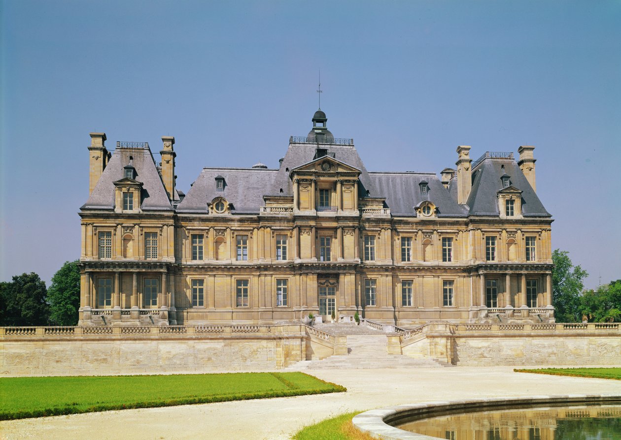 Udsigt over østfacaden på Chateau de Maisons-Laffitte, bygget 1642-51 af Francois Mansart