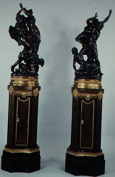 Proserpines voldtægt, sokler tilskrevet Boule, ca.1693-1710 (bronze) af Francois Girardon