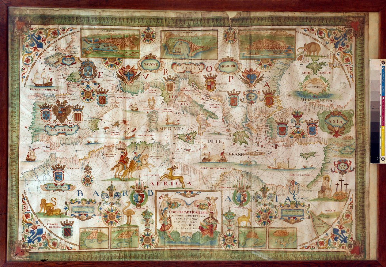 Geografisk kort over Middelhavet, der viser Europas kyster (Frankrig, Spanien, Italien og Afrika (Tunesien, Algeriet, Egypten). Havet er befolket med monstre og karaveller, mens der på landjorden er synlige alle slags dyr og indbyggere i regi af Francois Ollive