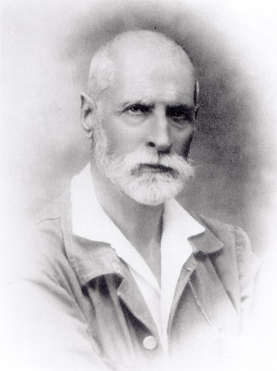 Alexandre Yersin (1863-1943) af French Photographer