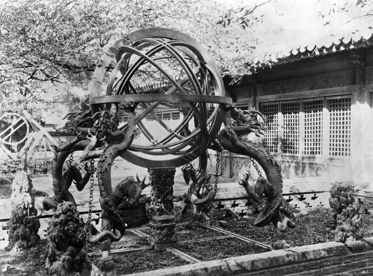 Astronomiske instrumenter ved Imperial Observatory, Peking, Kina, ca. 1900 af French Photographer