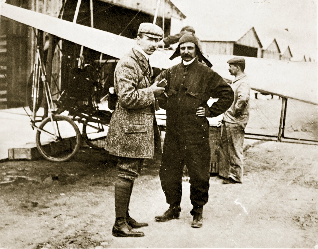 Bleriot efter at have krydset kanalen, tryk af James Jarche, 1909 (fotogravure) af French Photographer