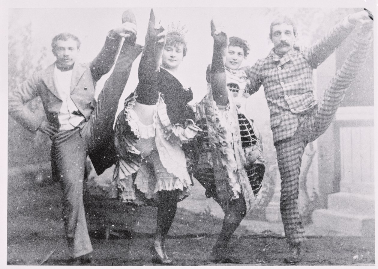 Dancing the Can-Can, slutningen af det 19. århundrede af French Photographer