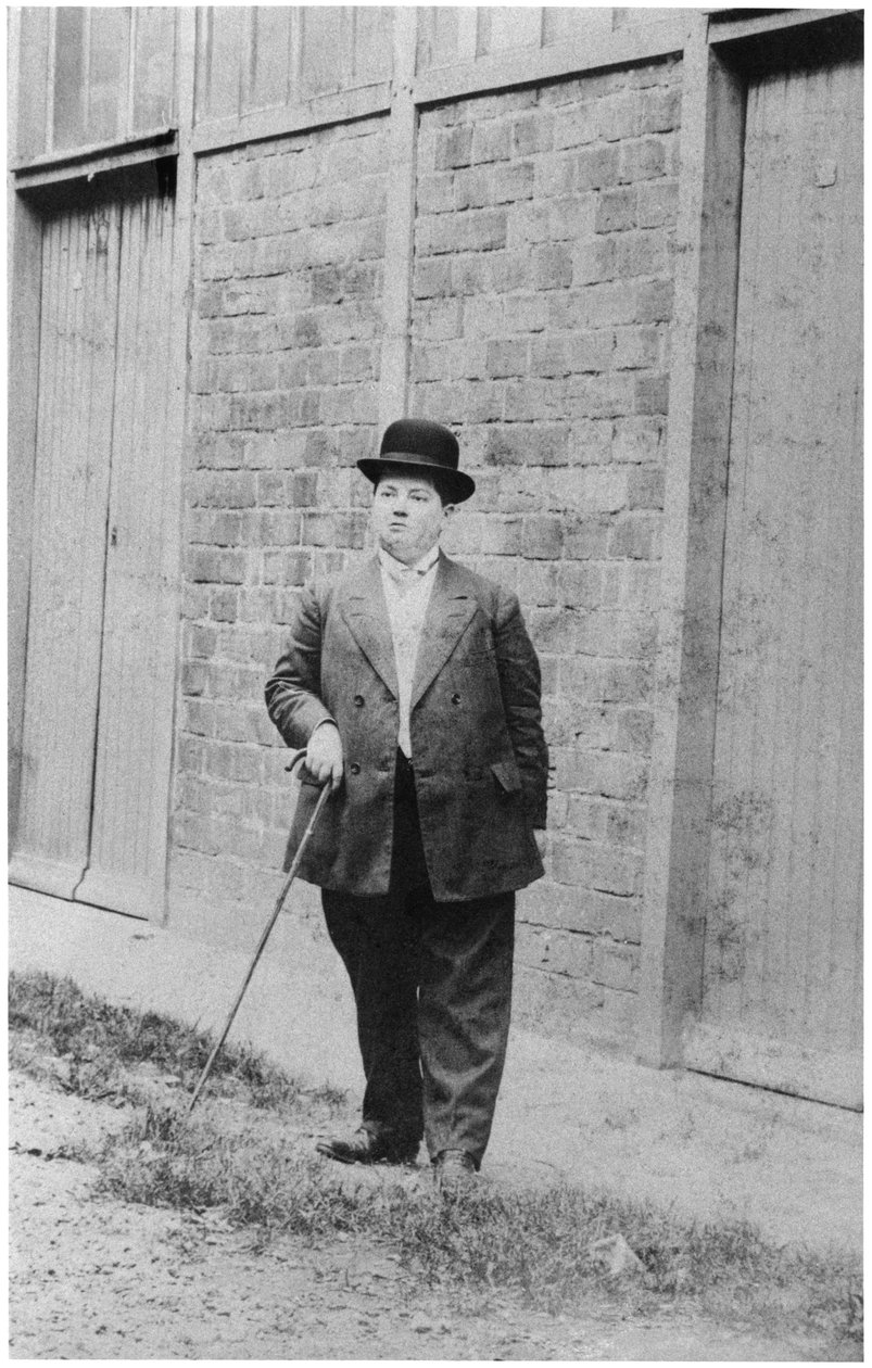 Madeleine Pelletier (1874-1939) klædt ud som mand, kandidat for Socialistpartiet i det 7. arrondissement, Paris, maj 1912 af French Photographer