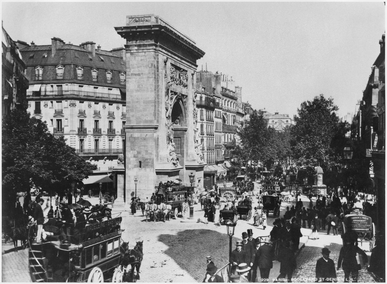 Porte og boulevard Saint-Denis, Paris, ca. 1900 af French Photographer