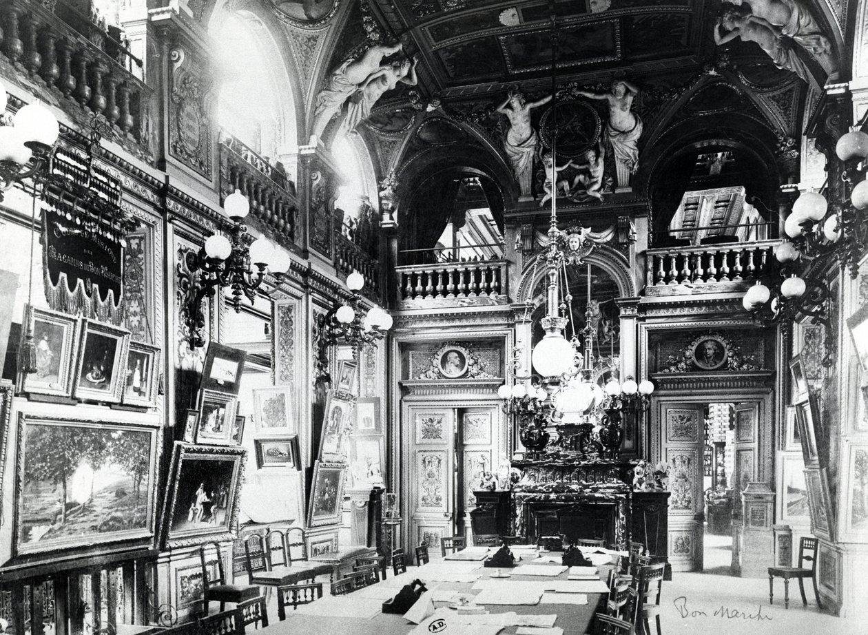 Læsesal og kunstgalleri i Bon Marché stormagasinet, Paris, slutningen af det 19. århundrede af French Photographer