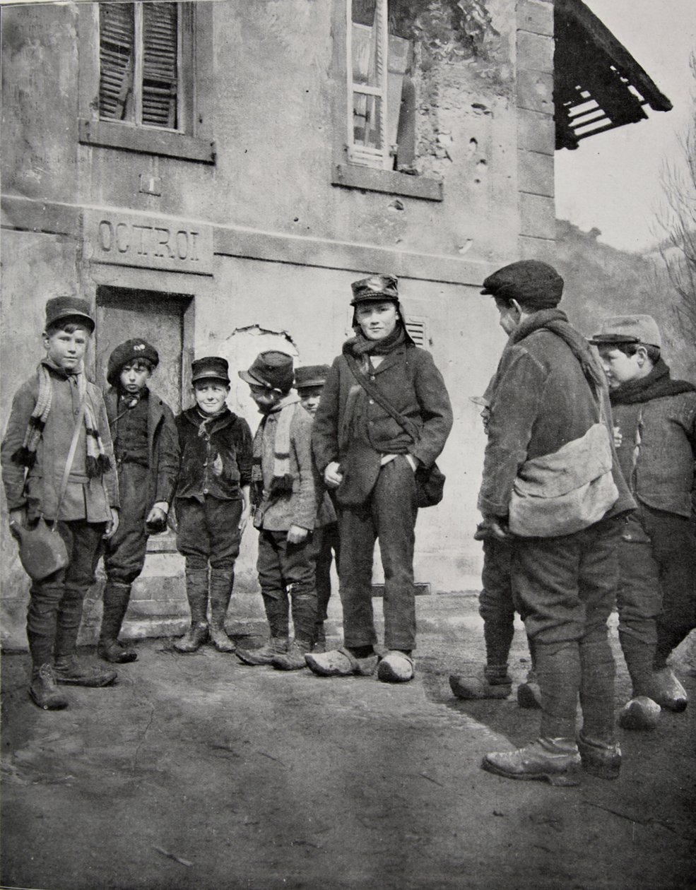 Skolebørn fra Alsace, 1915 af French Photographer