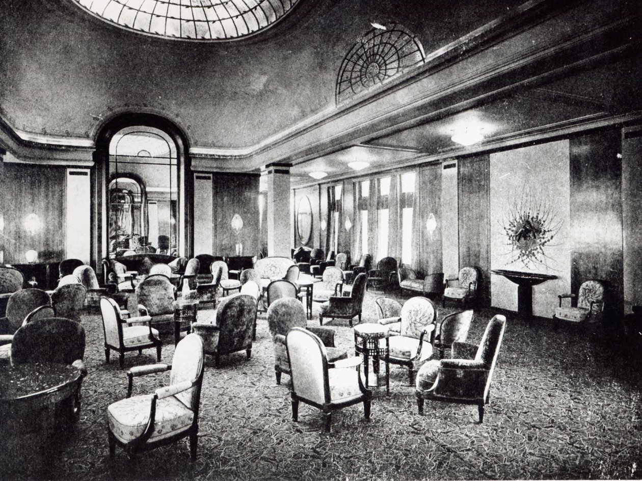 Den store salon i Ocean Liner Paris, juli 1921 af French Photographer