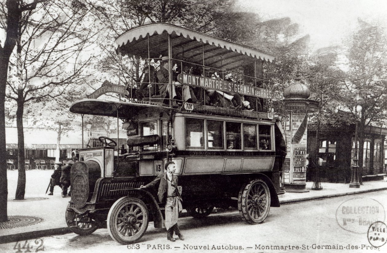 Den nye autobus i Paris. 1906 af French Photographer