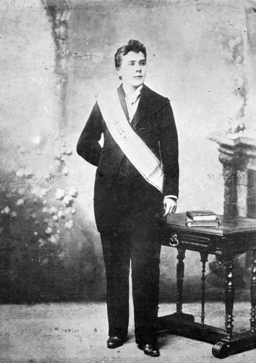 Den såkaldte Diana Vaughan, klædt ud som en inspektør af palladisme, ca. 1895 af French Photographer