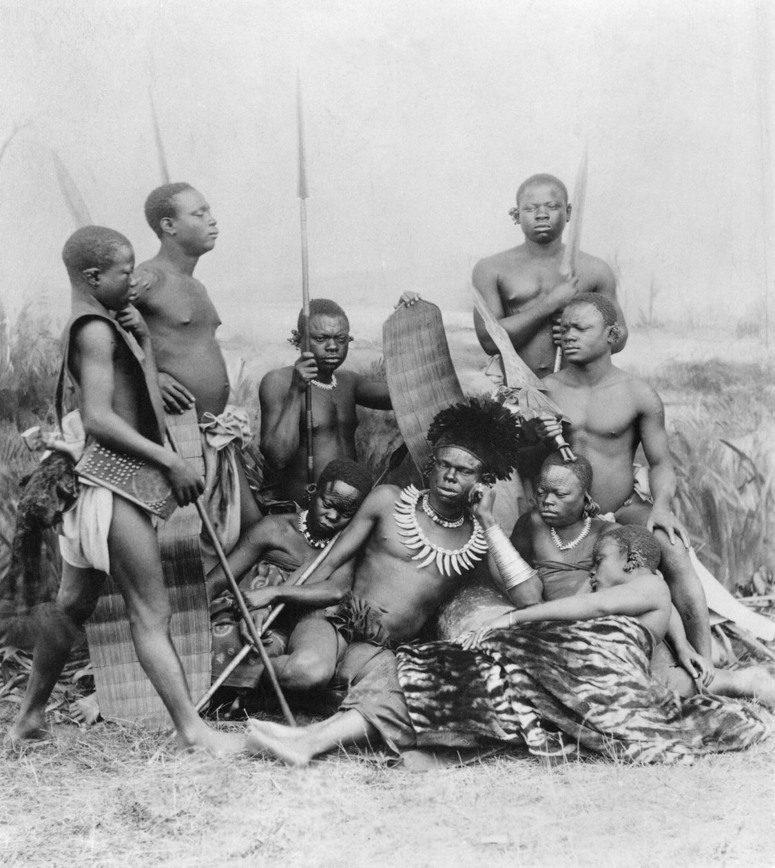 Krigere, Belgisk Congo, 1894 af French Photographer