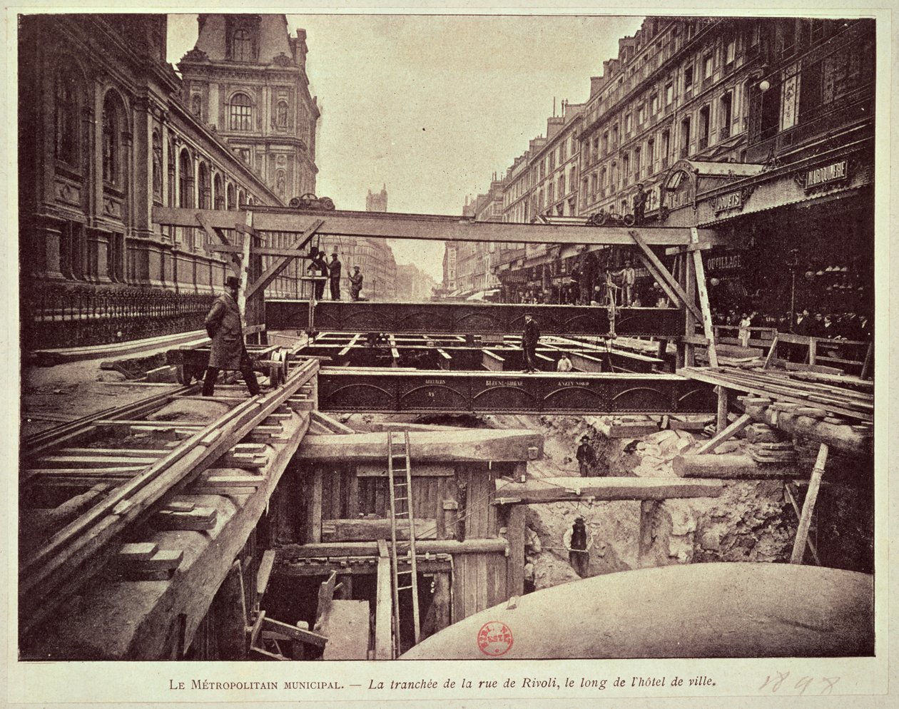 Bygning af metrosystemet langs rue de Rivoli, 1898 af French School