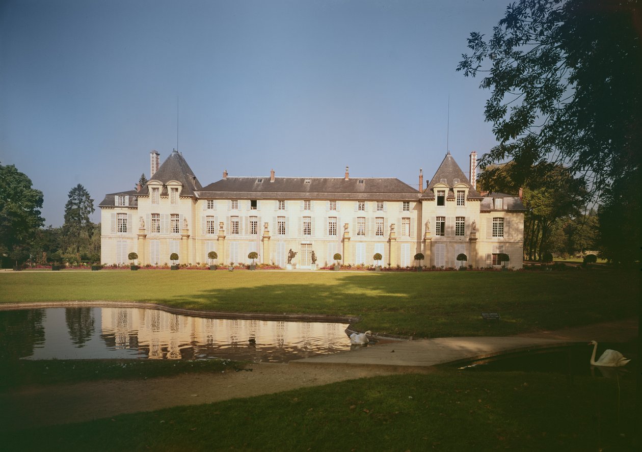 Udsigt over havefacaden, bygget i 1622 af French School