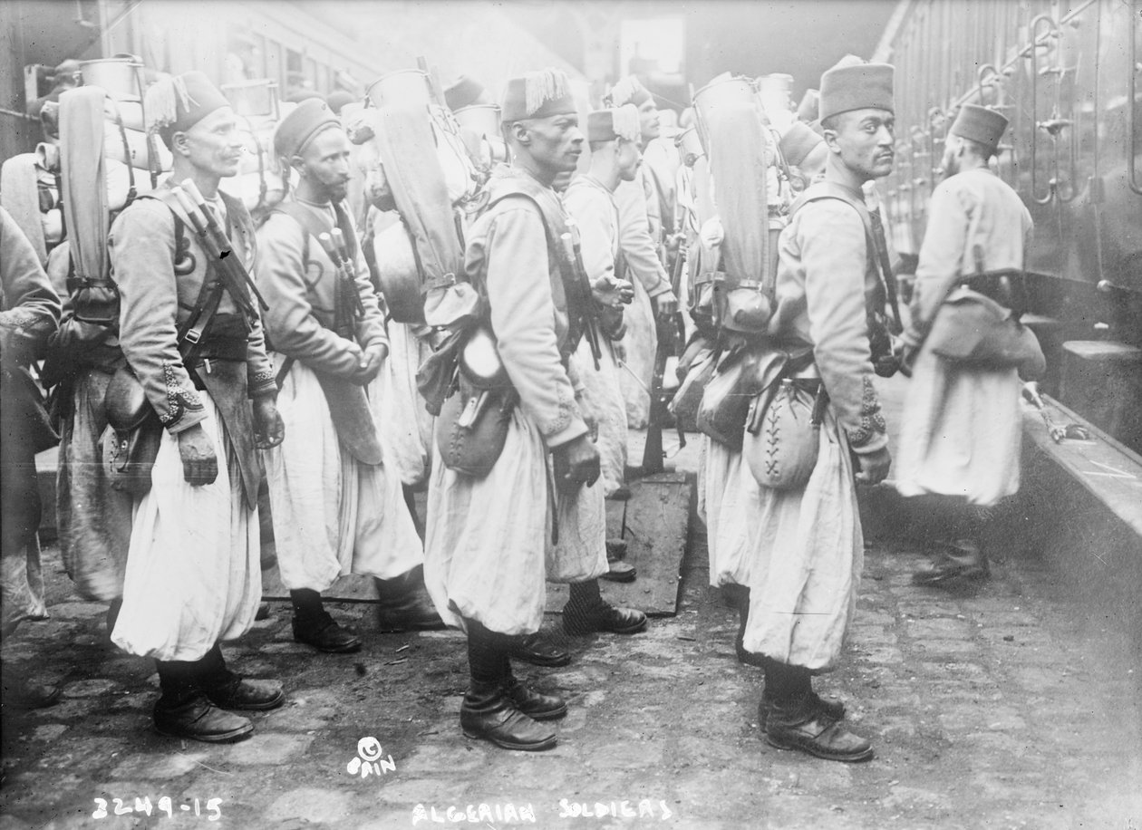 Algeriske soldater, 1914-15 af French Photographer