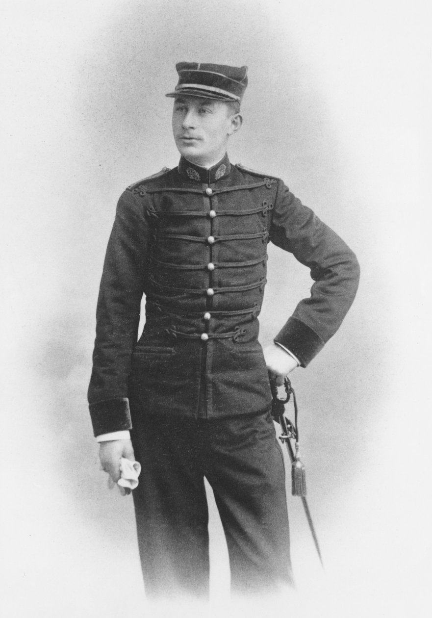 Ernest Duchesne som andenklasses major i medicin i Second Regiment de Hussards of Senlis, 1897 af French Photographer