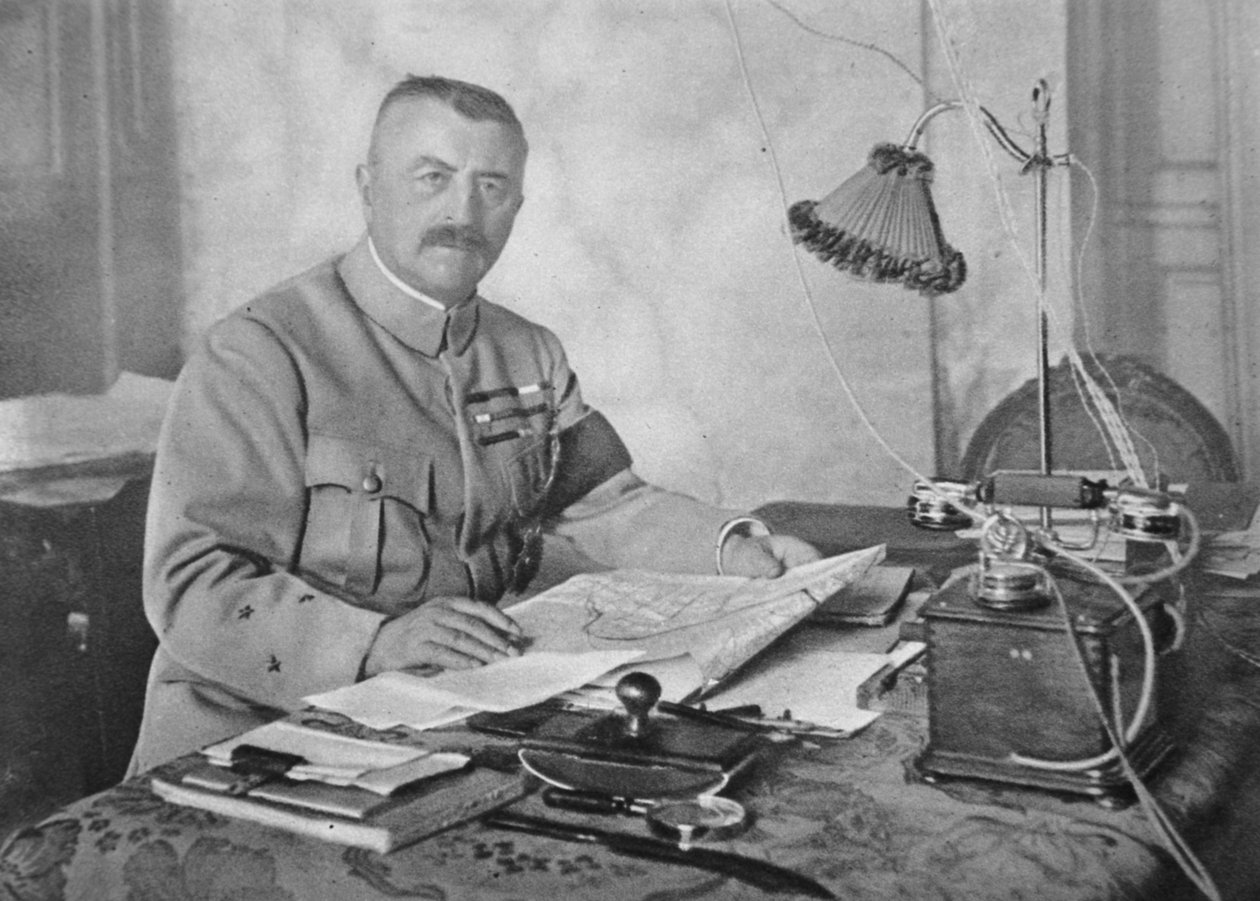 General Franchet dEsperey, øverstbefalende for de allierede hære på Balkan, 1914-19 af French Photographer