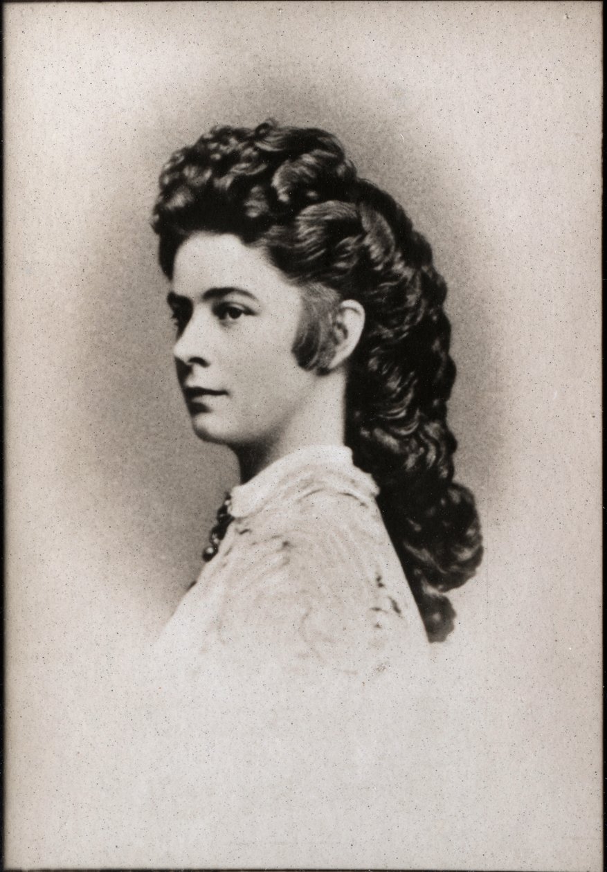 Portræt af Elisabeth af Østrig kaldet Sissi (1837-1898), kejserinde af Østrig og dronningekonsort af Ungarn. af French Photographer