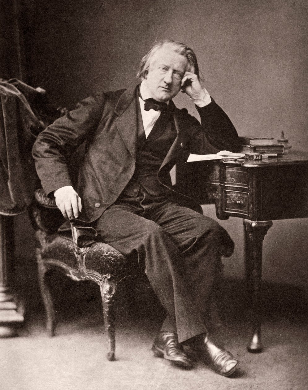 Portræt af Henri Victor Regnault (1810 - 1878) - Henri-Victor Regnault (1810-78), fransk kemiker og fysiker af French Photographer