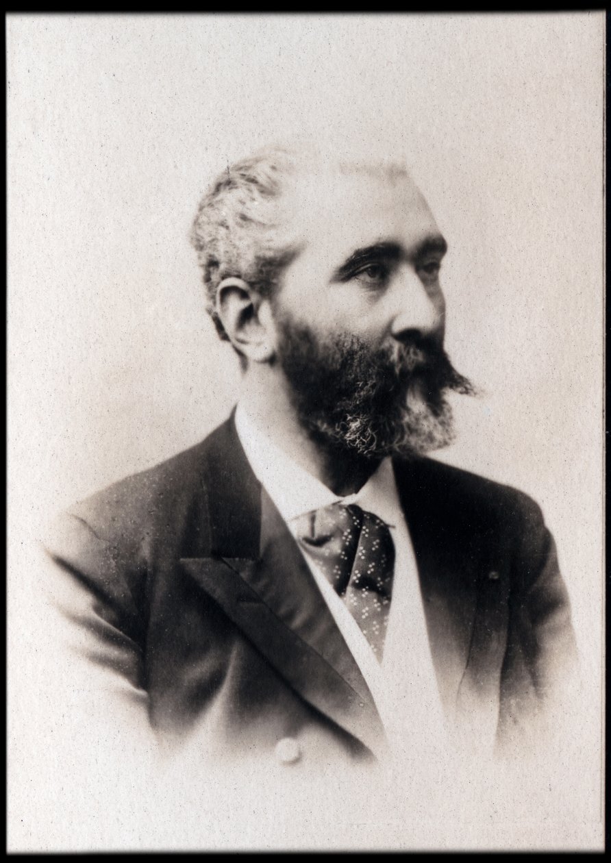 Portræt af Jose Maria de Heredia (1842-1905), fransk digter. af French Photographer