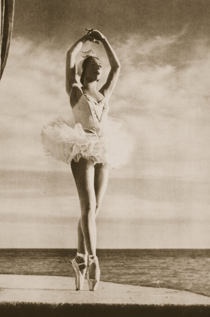 Rosella Hightower in Swan Lake, fra Grand Ballet de Monte-Carlo, 1949 (fotogravure) af French Photographer