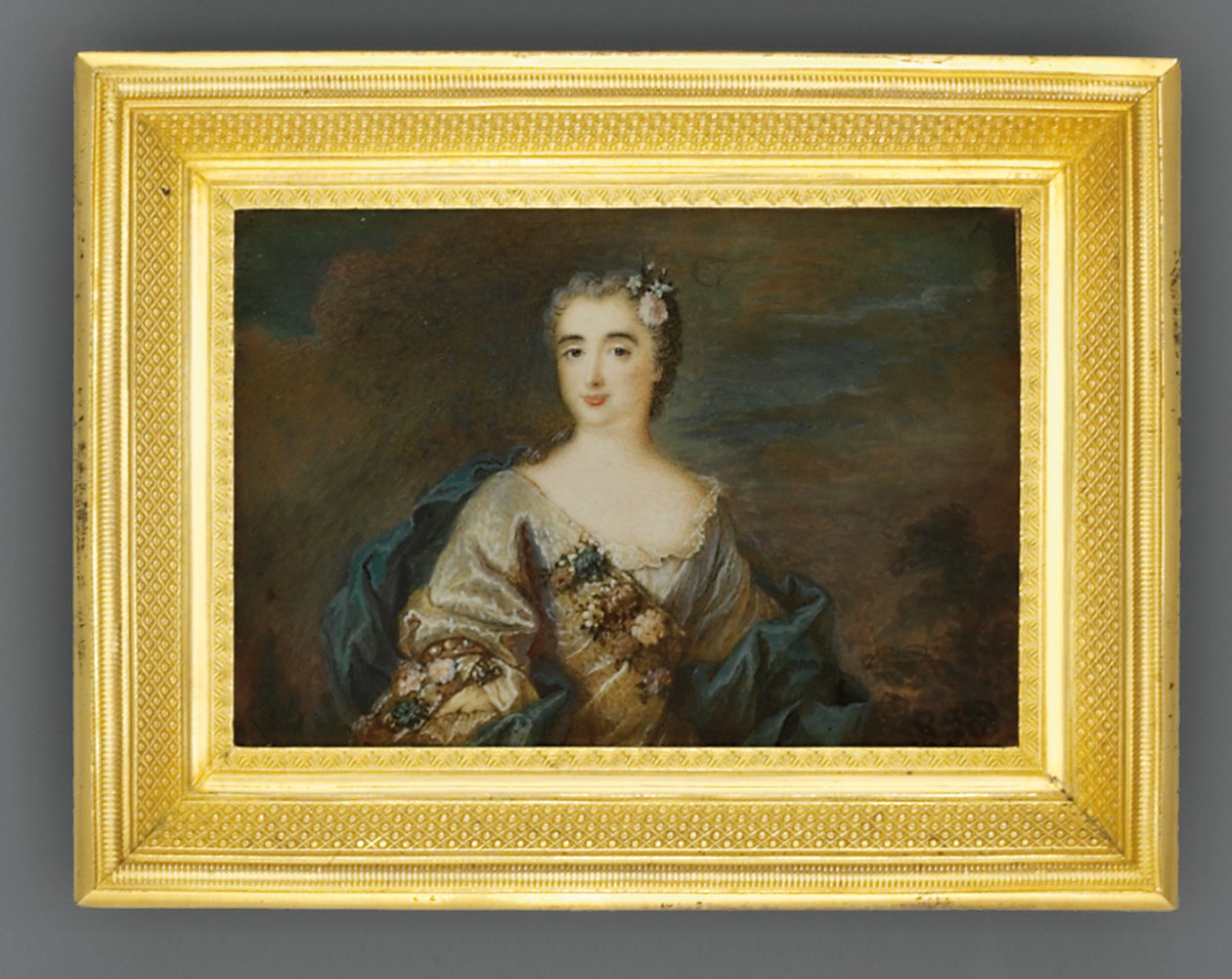 En dame kaldet Louise-Jeanne de Durfot, Duchesse de Mazarin et de la Meilleraye, ca. 1750 (akvarel på elfenben) af French School