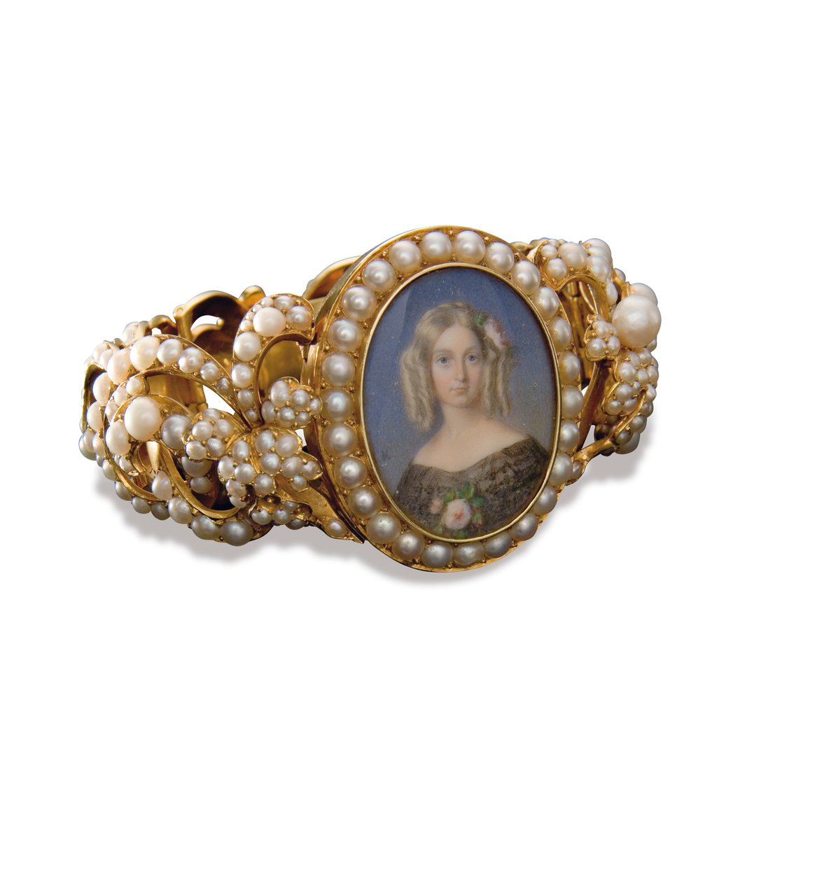 Armbånd med en miniature af Marie, hertuginde af Aumale (guld, perler og w/c på elfenben) (se også 356594 og 356595) af French School