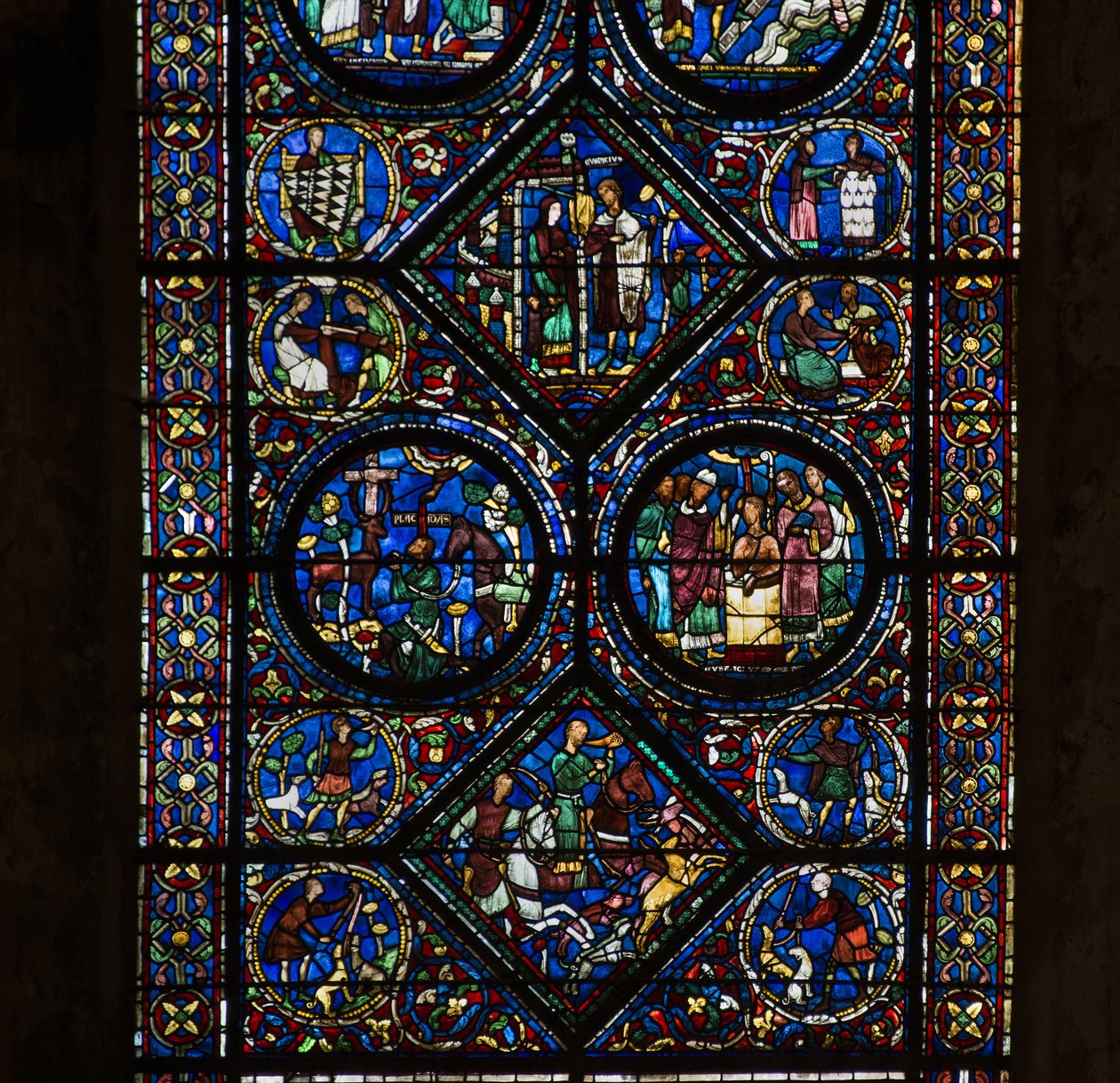 Cathedral of Chartres, farvet glas: Saint Eustaches liv, lave detaljer af French School