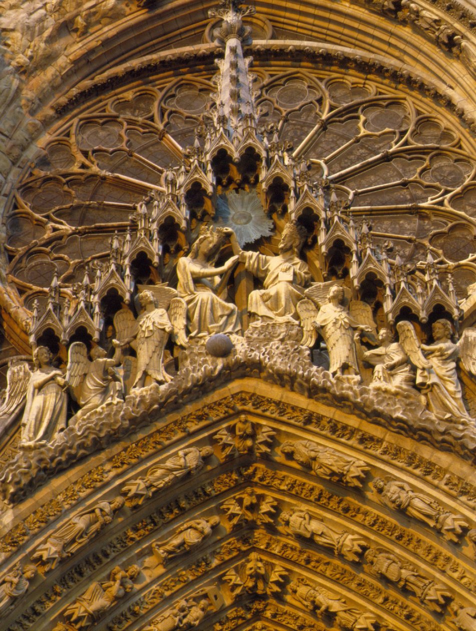 Cathedrale de Reims: detalje af facaden (Marne 51), der repræsenterer Jomfruens kroning. af French School
