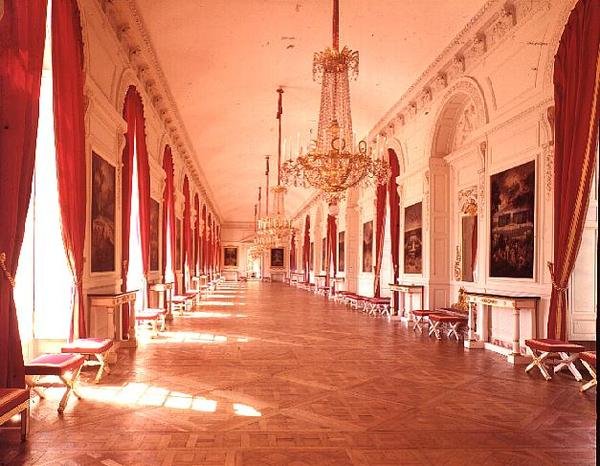Korridor på højre fløj af Grand Trianon (foto) af French School