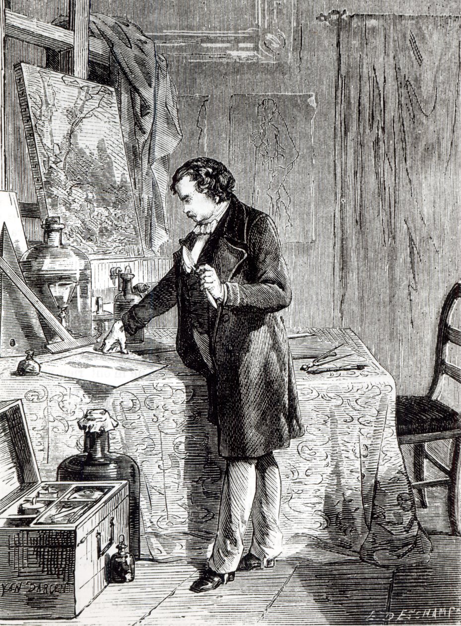 Daguerre opdager lysfølsomheden af sølviodid i 1831 af French School
