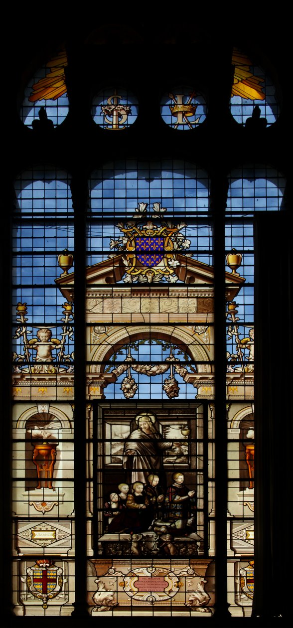 Viser det sydlige vindue i kapellet ved Chateau of Chantilly af French School