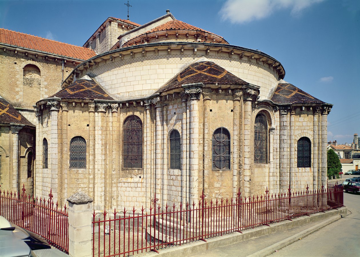 Udefra, 1000-1099 af French School