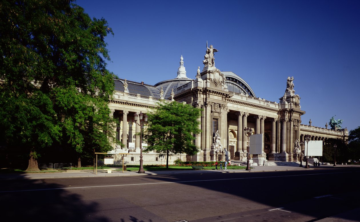 Facaden af Grand Palais, bygget af Henri Deglane (1855-1931), Albert Louvet (1860-1936) og Albert Thomas (1847-1907), 1897-1900 af French School