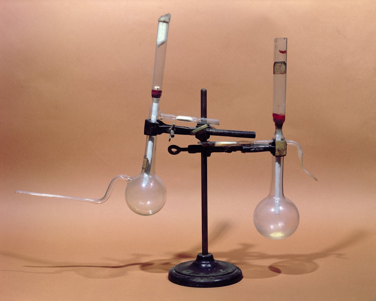 Første filterrør designet af Dr. Charles Chamberland (1851-1908) (glas) af French School