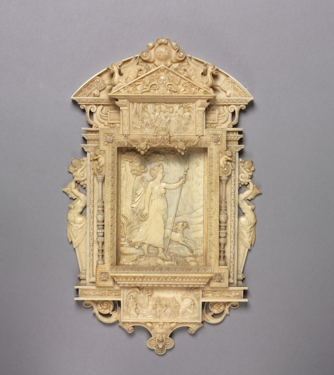 Indrammet relief af jægerinden Diana, ca. 1850 af French School