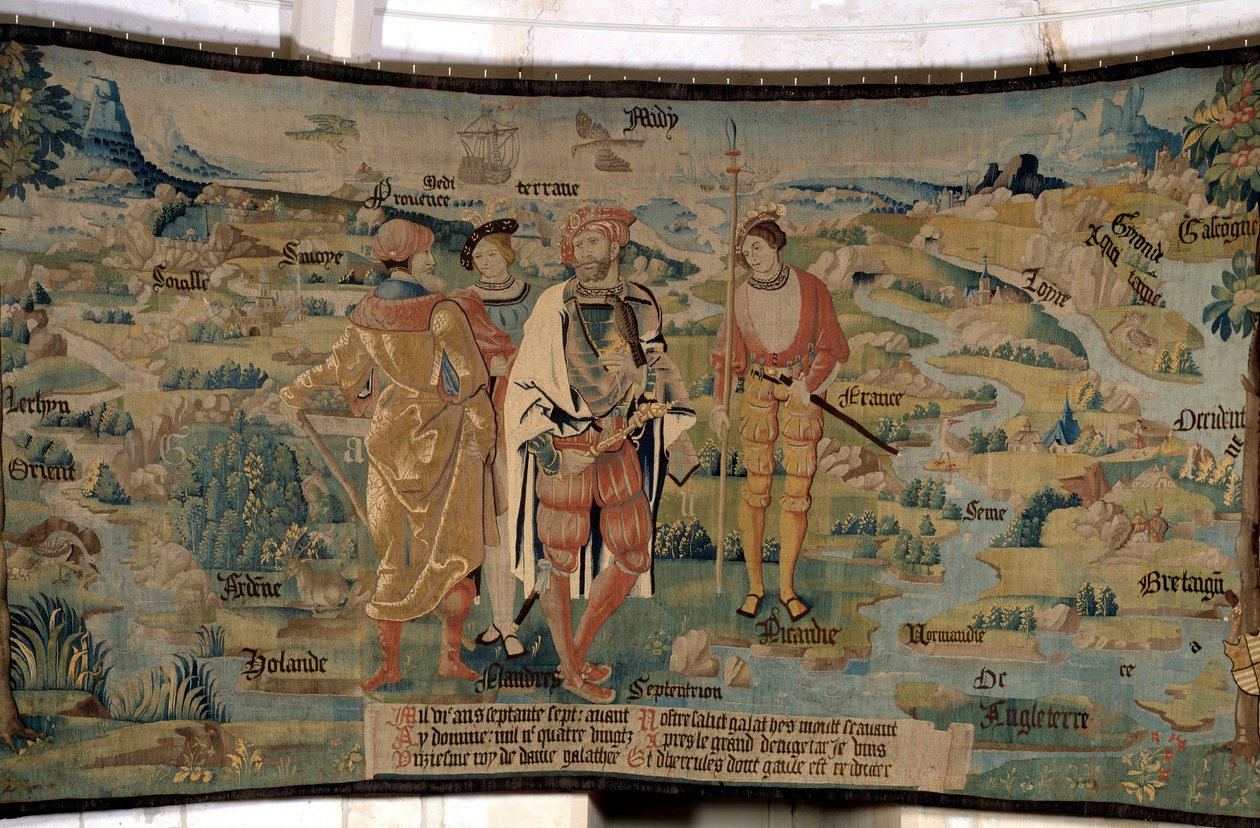 Galathes, grundlæggeren af Gallien, omgiver sine ledsagere på en baggrund af et landskab, der viser kortet over Gallien set fra nord, med have og floder, navne på de forskellige regioner og detaljer om de dyr, der lever i disse regioner. Billedtæppe af "De af French School