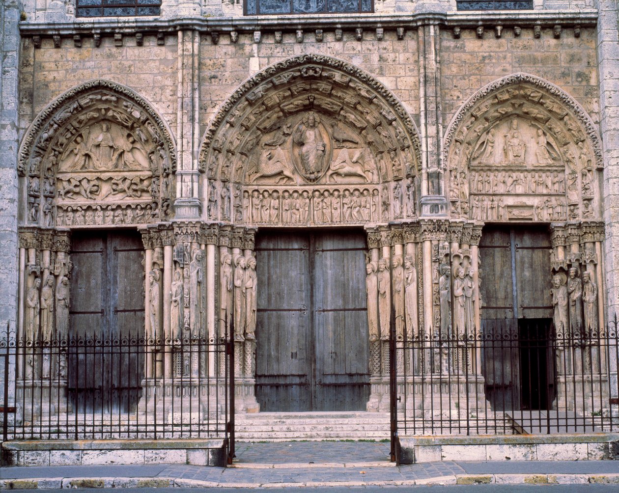 Gotisk arkitektur: kongeport eller stor portal til den vestlige facade. Cathedrale Notre-Dame de Chartres (Eure og Loir). af French School