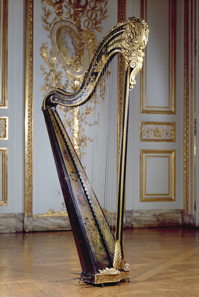 Harpe tilhørende dronning Marie Antoinette (malet og forgyldt træ) af French School