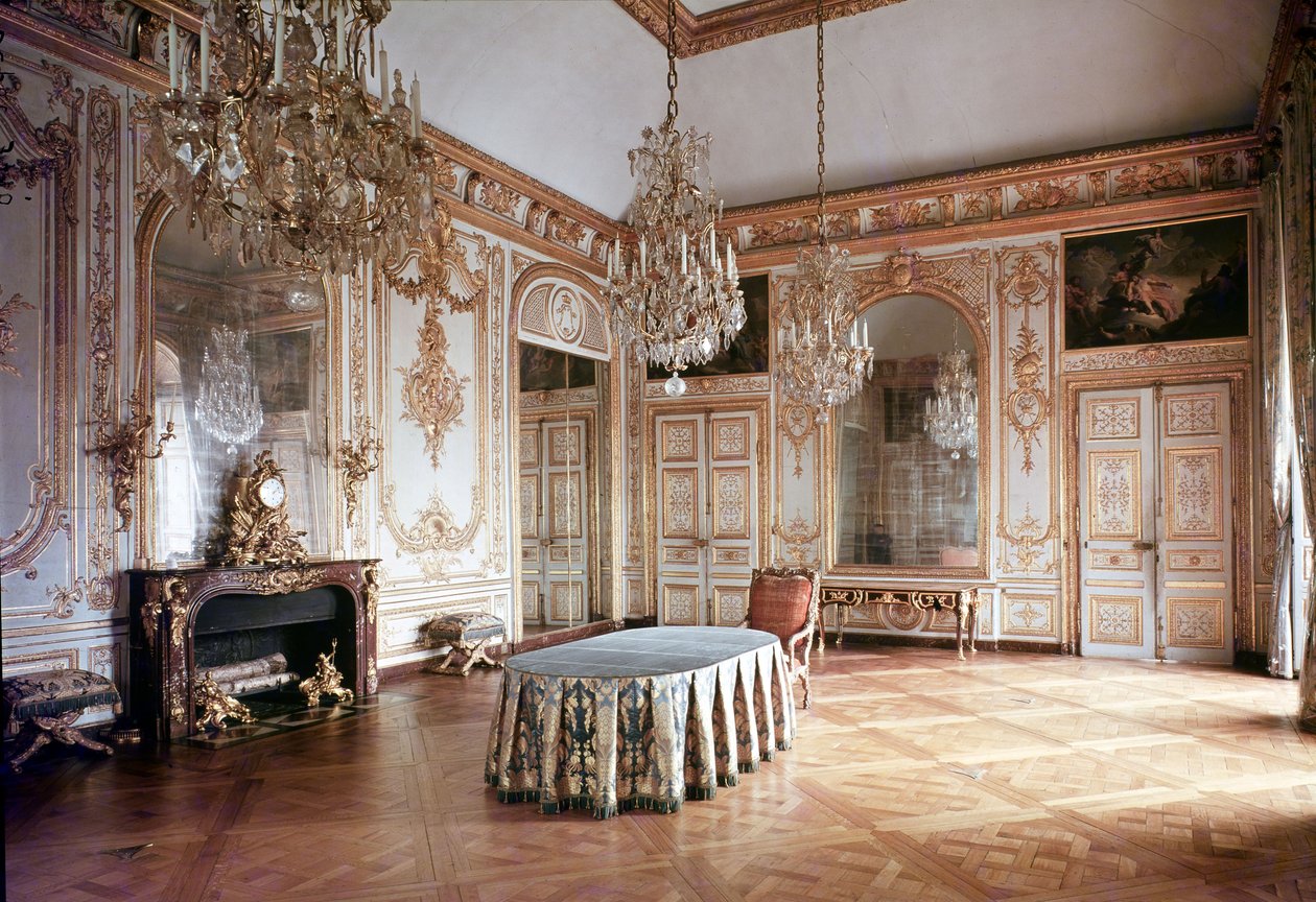 Rådstuens indre 1701-55 af French School