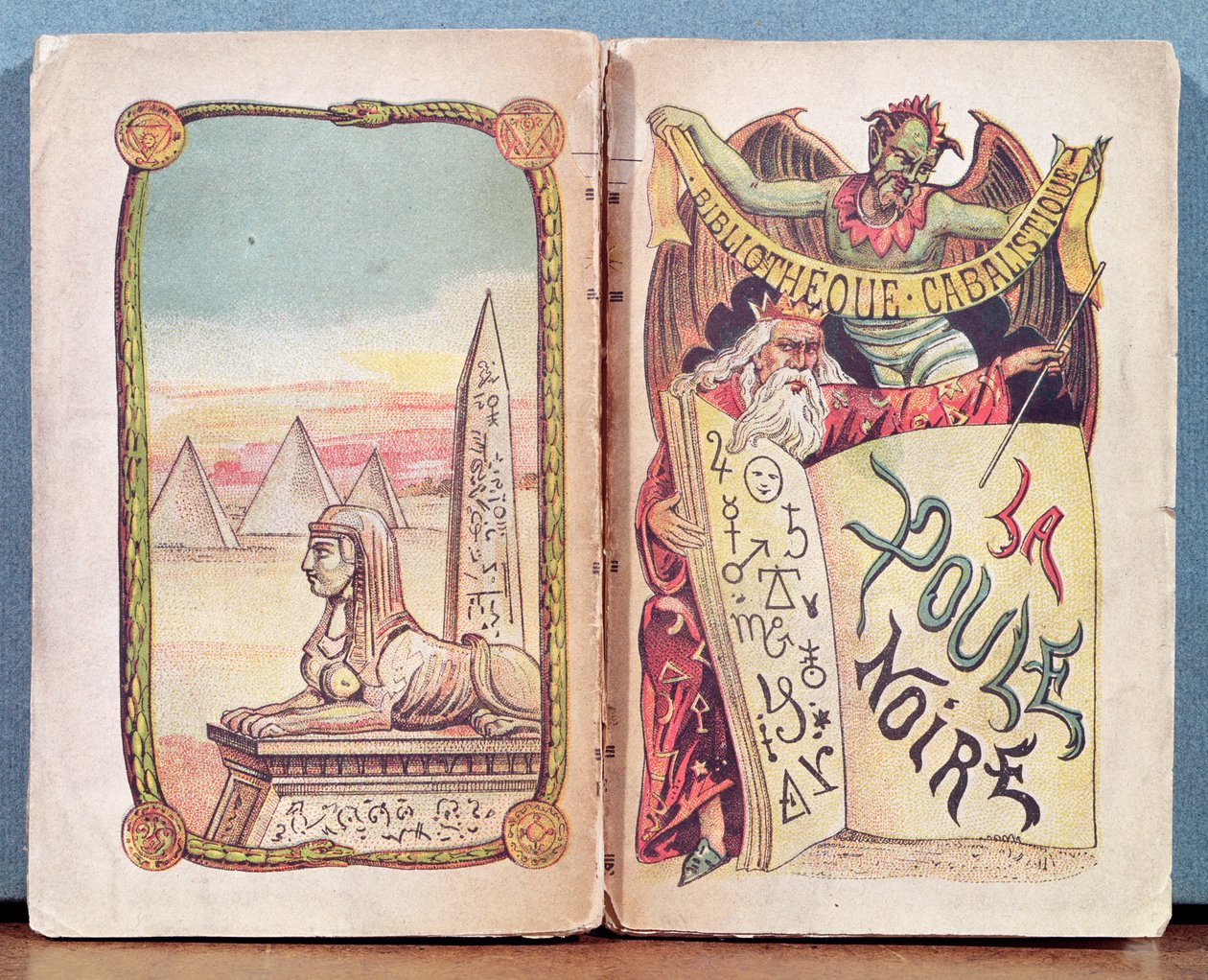 La Poule Noire, spådomsværk og magi, brugt især på landet mellem 1820 og 1880 af French School