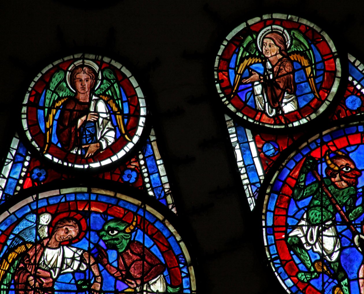Sidste dom: St. Matthews engel og en anden engel over djævle, der gør krav på sjæle(w143) af French School