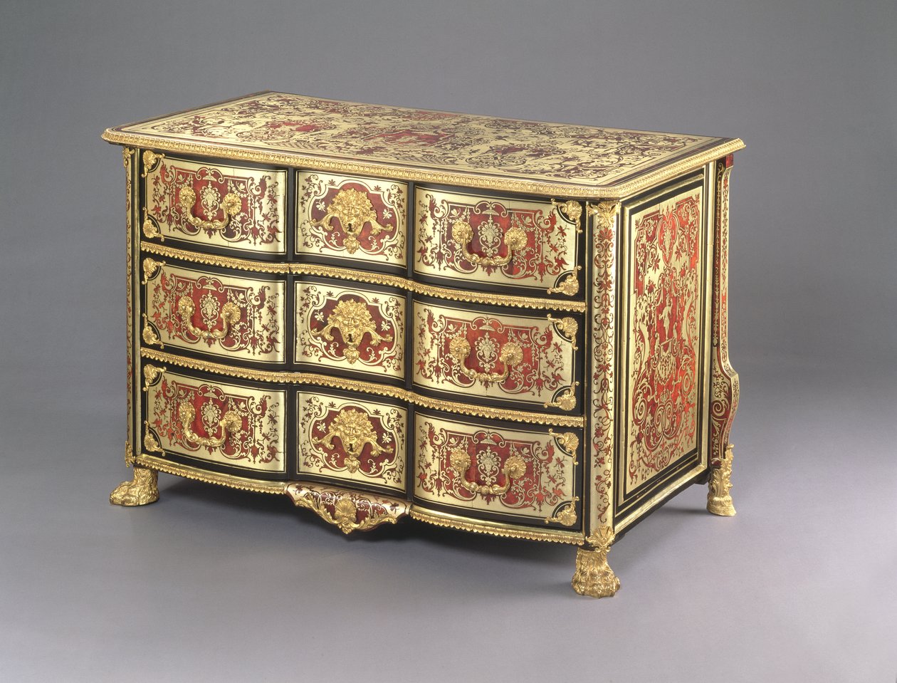 Louis XIV Boulle Commode, ca. 1700 (skildpaddeskal, messing og ormolu) (se også 220158) af French School