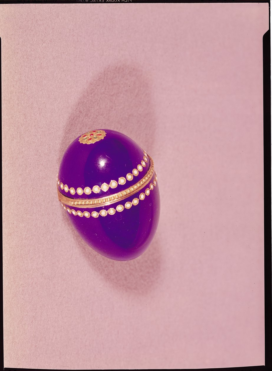Necessaire i form af et æg, Sevres, 1775 (keramik) af French School