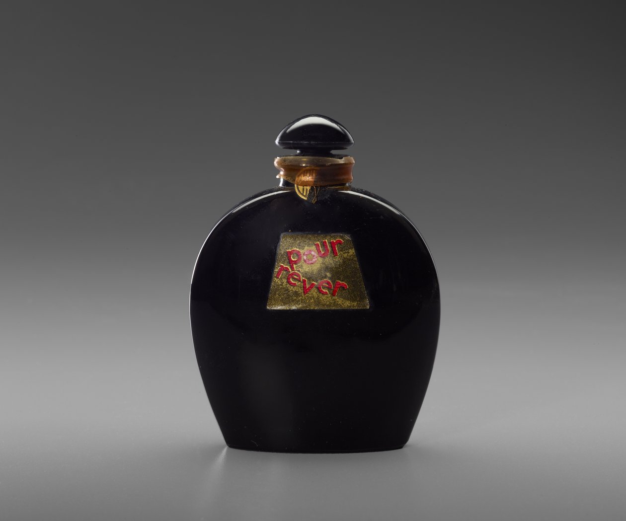 To Dream, ca. 1930 (glas og papir) af French School