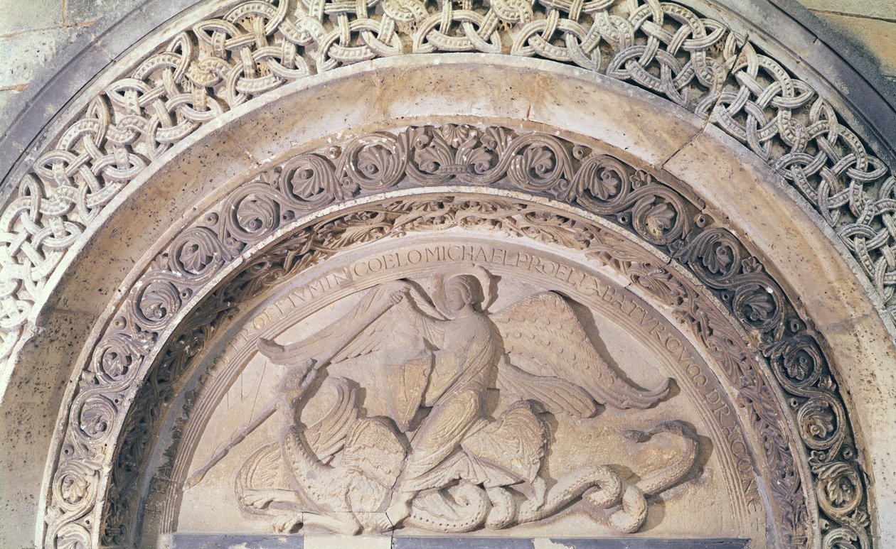 Relief fra tympanen forestillende St. Michael og dragen, 1137 af French School
