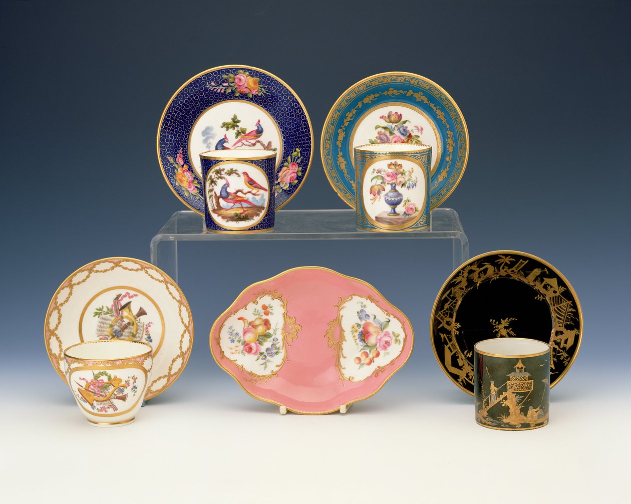 Udvalg af Sevres-porcelæn, ca. 1760 (porcelæn) af French School