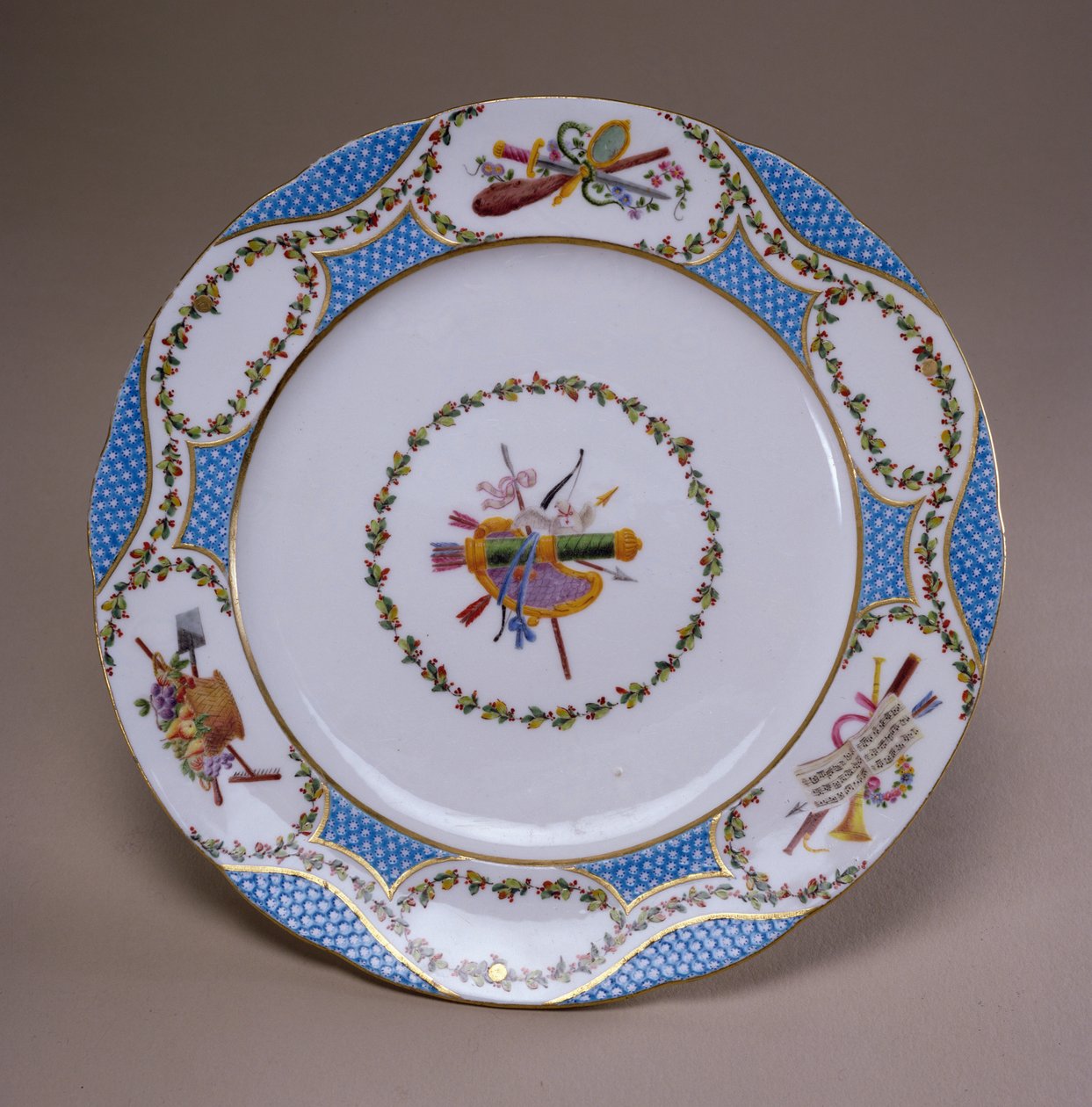 Sevres dessertservicetallerken, fra Melbourne Service, 1770 (blødt-pasta porcelæn) af French School