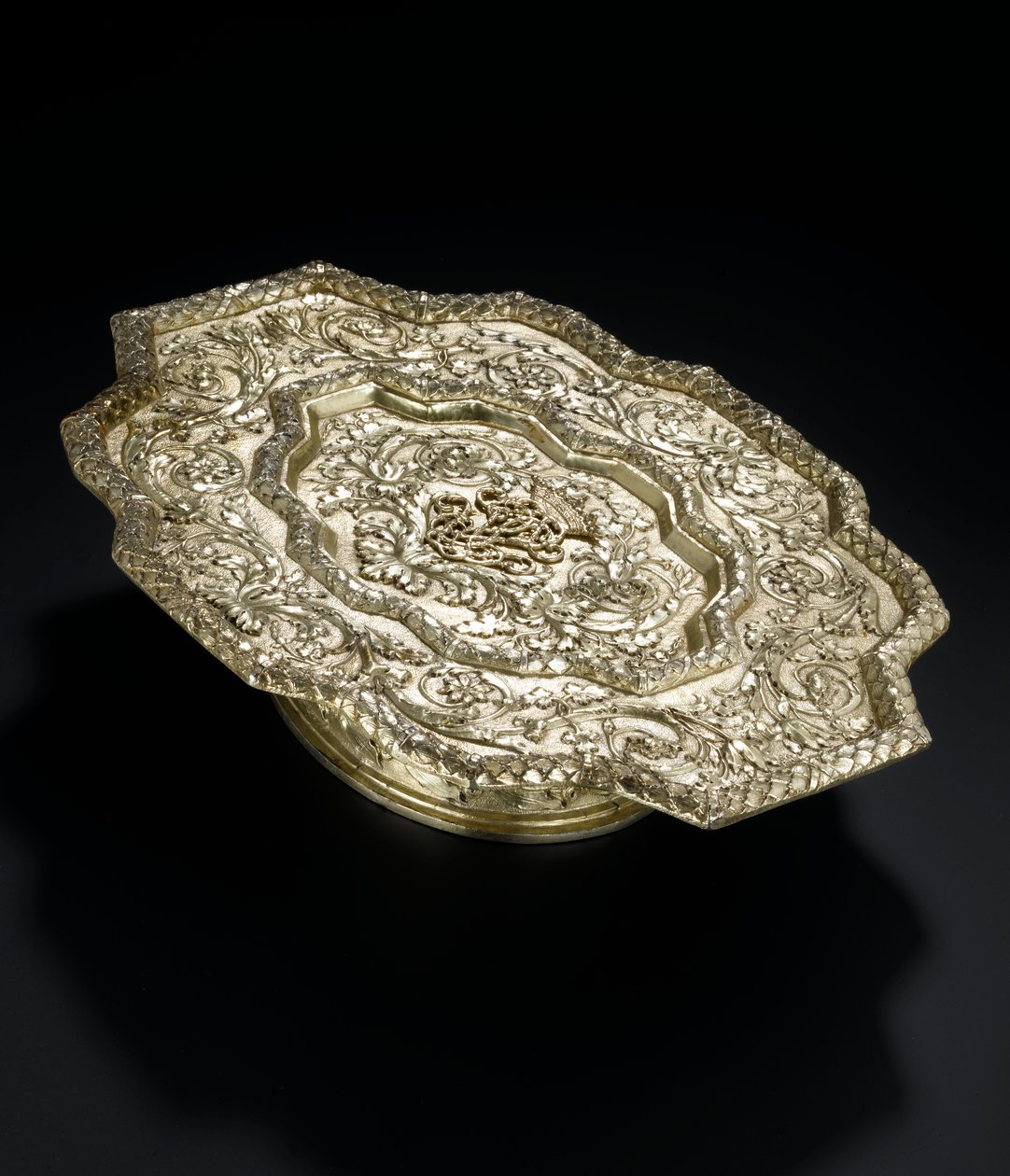 Silver-gilt salver of shaped outline, from the Lennoxlove toilet service, owned by Frances Teresa Stewart, Duchess of Richmond and Lennox: French, Paris, 1666 - 1667dani af French School