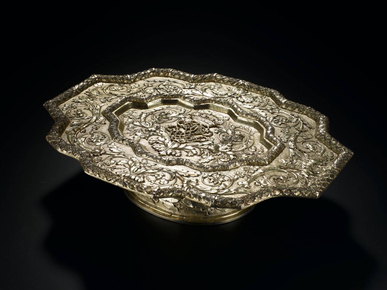 Silver-gilt salver of shaped outline, from the Lennoxlove toilet service, owned by Frances Teresa Stewart, Duchess of Richmond and Lennox: French, Paris, 1666 - 1667dani af French School